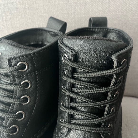 NWT London Fog Duck Boots. Size 13 - Picture 9 of 11